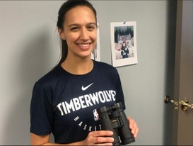 Sheylan Kaslo, the winner of Nikon Monarch binoculars during HawkFest 2019